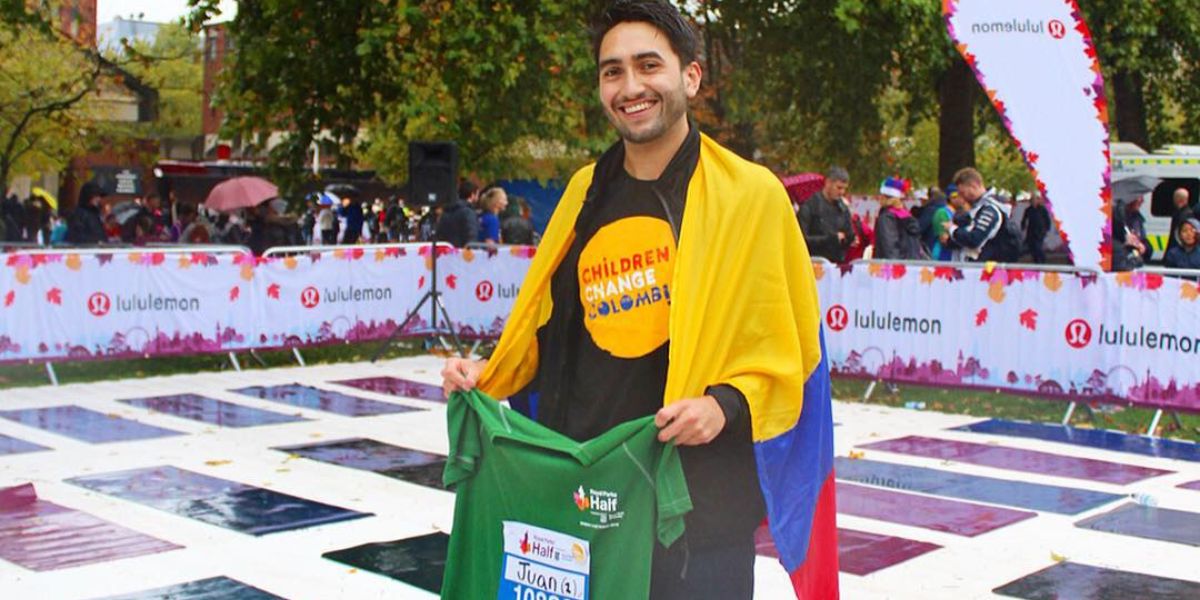 A runner fundraising for Children Change Colombia