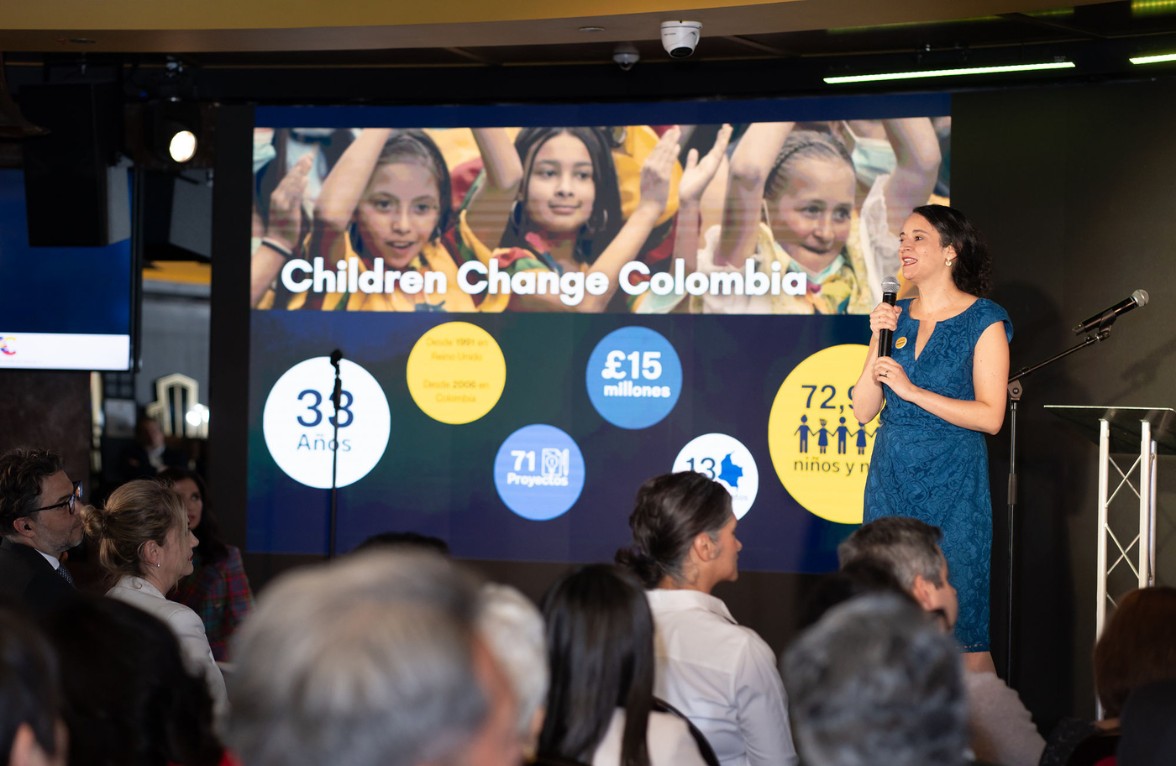 Our Executive Director Angela made a speech at the Colombian Changemakers Awards