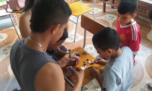Children attending our workshops with Fundación CRAN